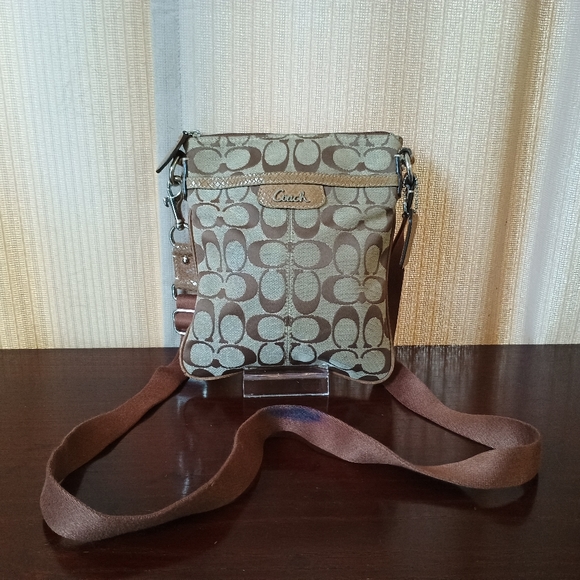 Coach cross body bag - Picture 1 of 4